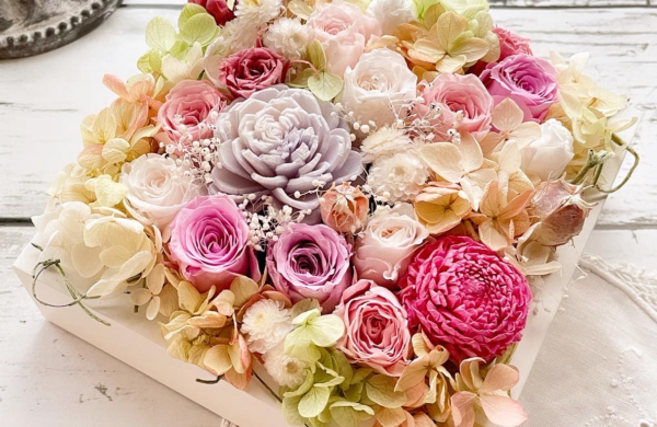 母の日プレゼント　薔薇の壁掛けプリザーブドフラワー